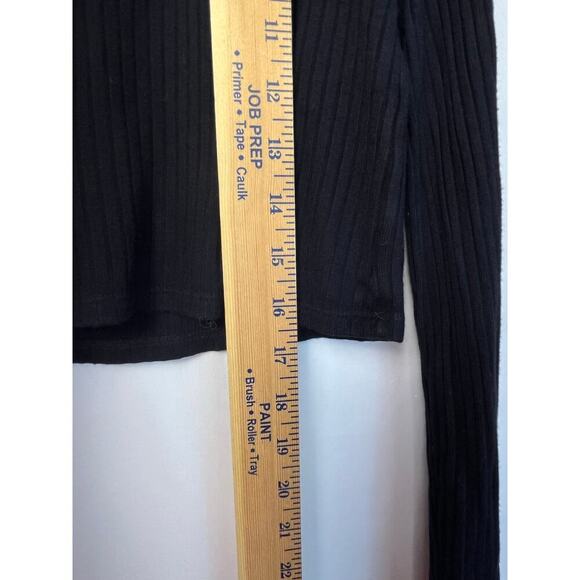Reformation Women's Size 4 Black Long Sleeve Textured Cropped Knit Top - Picture 6 of 7